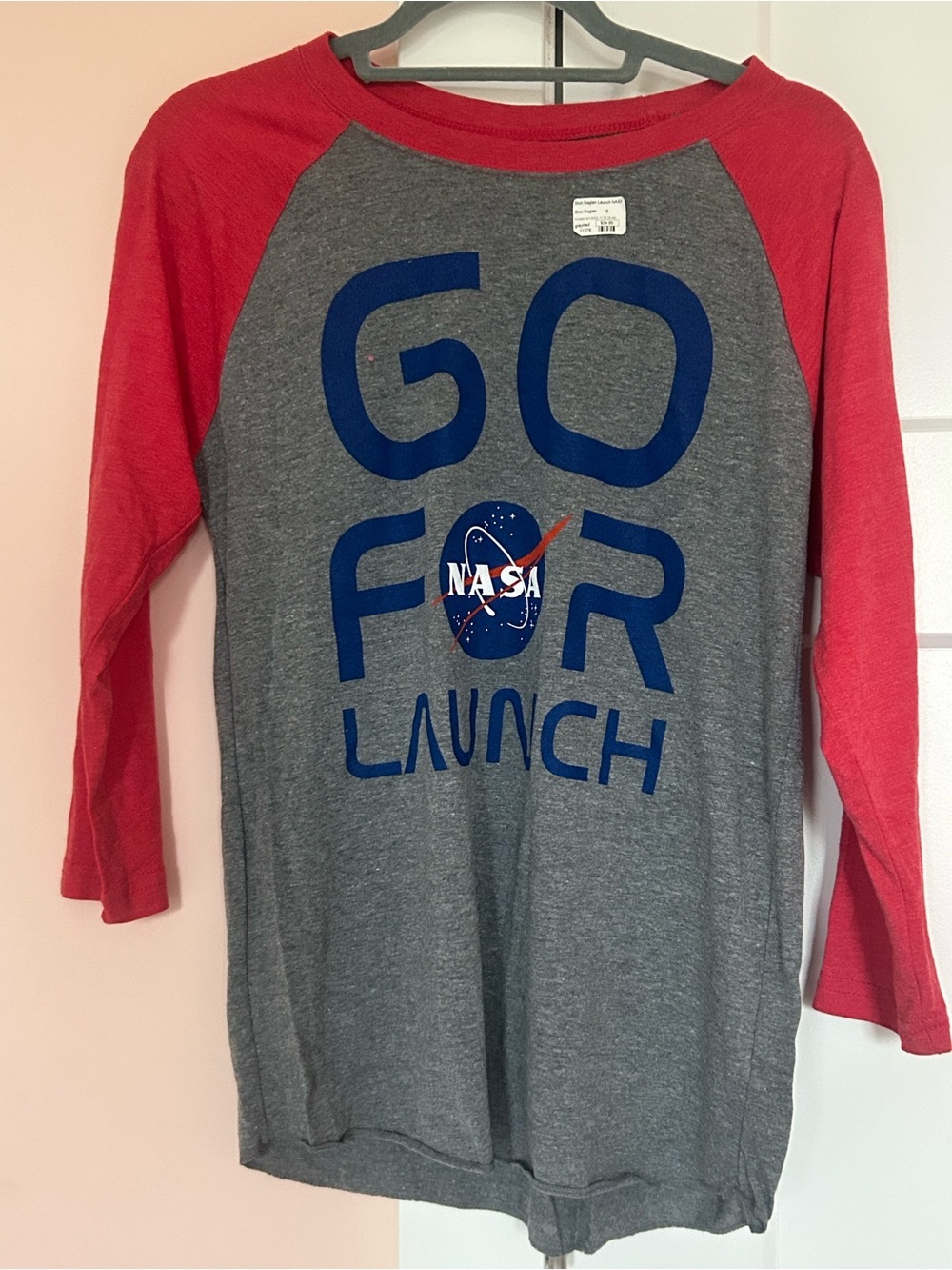 ‘Go For Launch' Raglan Tee - Gray & Red NASA shirt size S